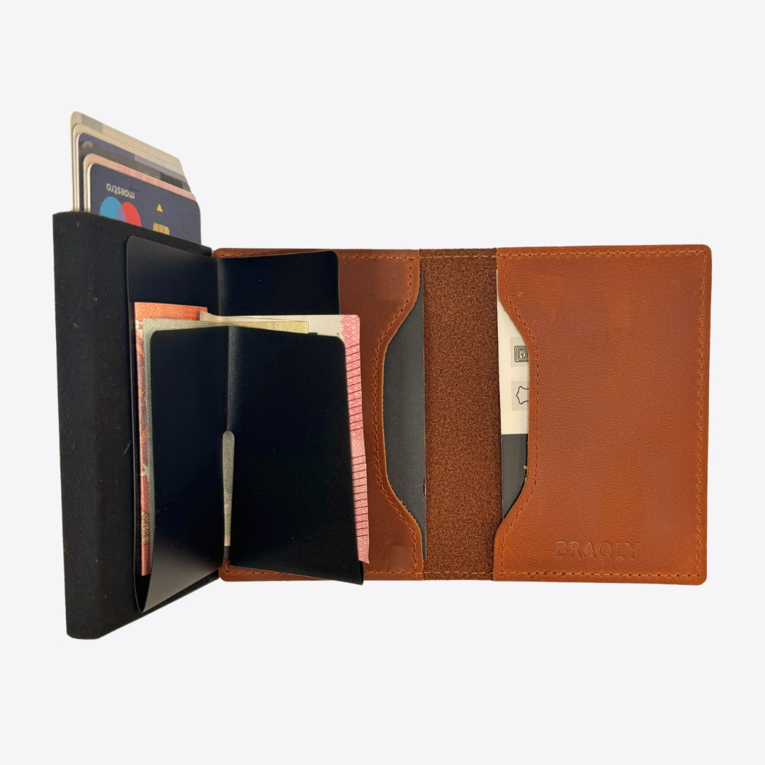 Luxury Airtag Wallet - Card Holder - Leather - Brown